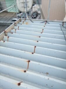 神戸市西区にて屋根・外壁塗装の施工前写真